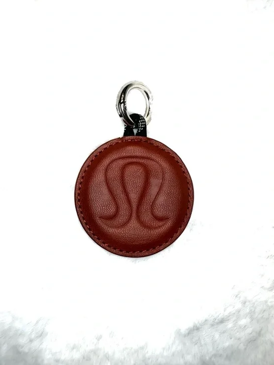 LULULEMON Leather Round Heavy Duty Logo Keychain Apricot Red-ish Burnt Orange OS - Picture 1 of 4